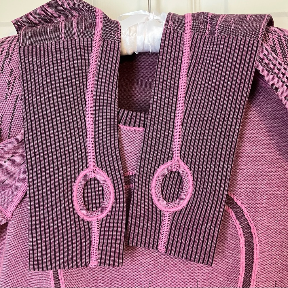 Bundle of 3 Lululemon Swiftly Long Sleeve Tops for @guflem - Picture 5 of 13